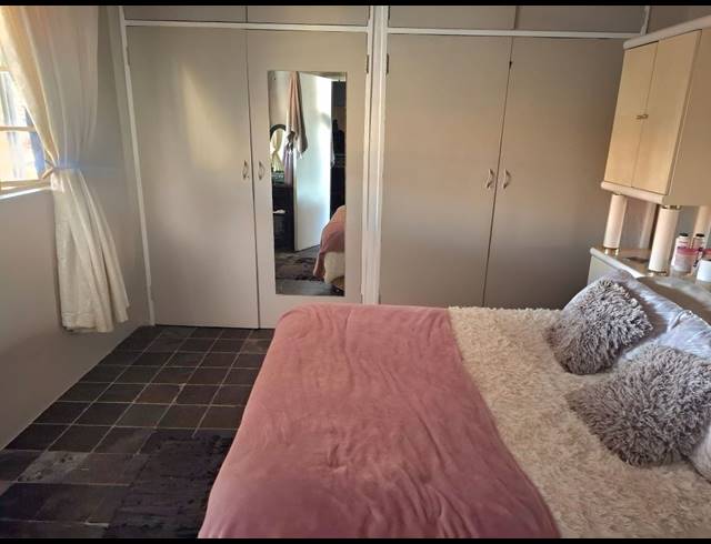 17,131M² SMALLHOLDING FOR SALE IN HILLSIDE